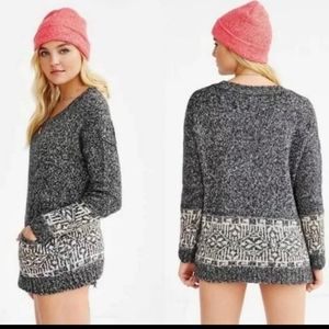 ECOTE URBAN OUTFITTERS sweater.   #3833